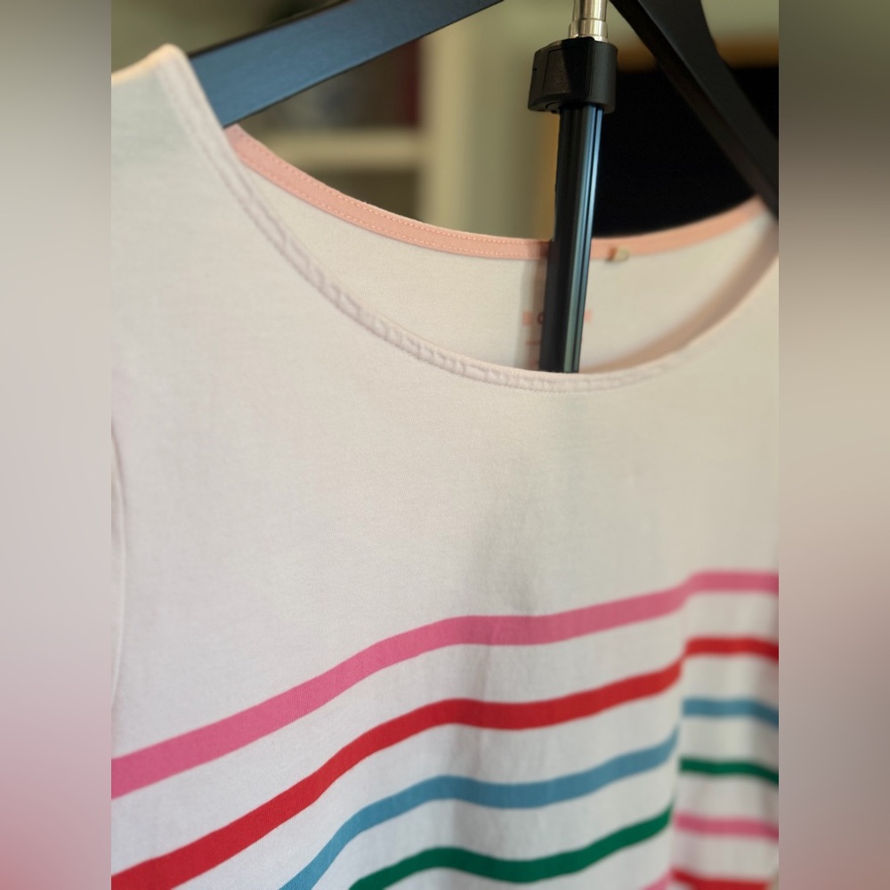 Boden White Tee with Pale Pink Logo - Picture 2 of 9